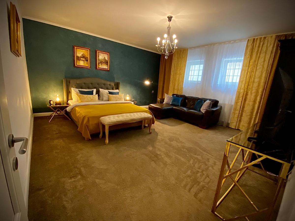 Sarada Boutique Luxury Apartment Deva Eksteriør billede