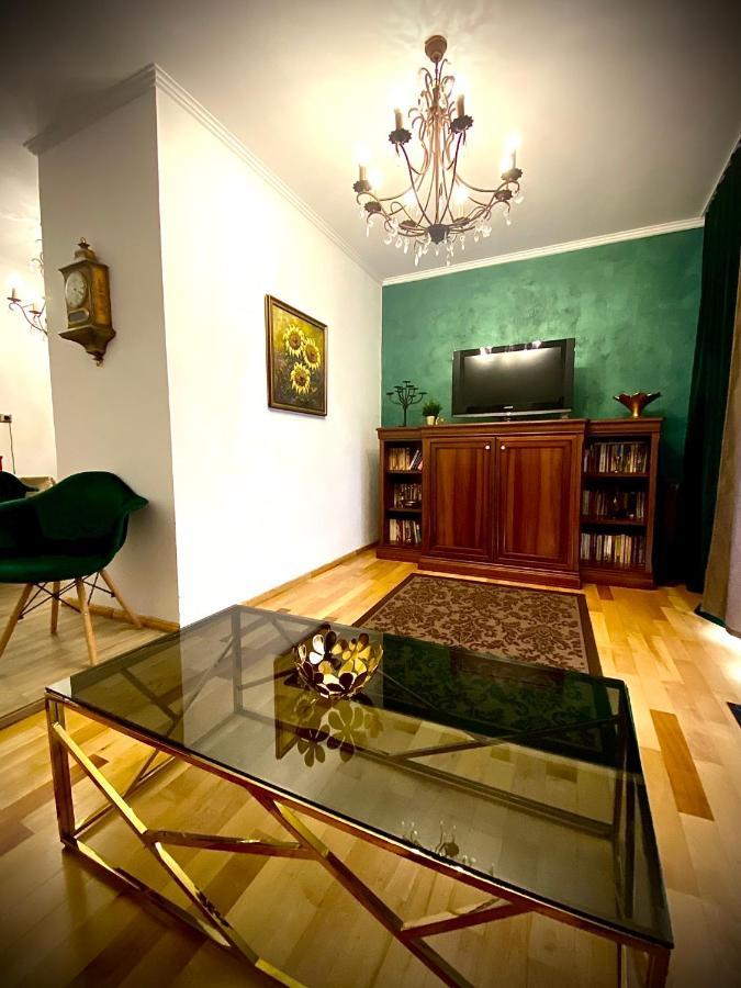 Sarada Boutique Luxury Apartment Deva Eksteriør billede