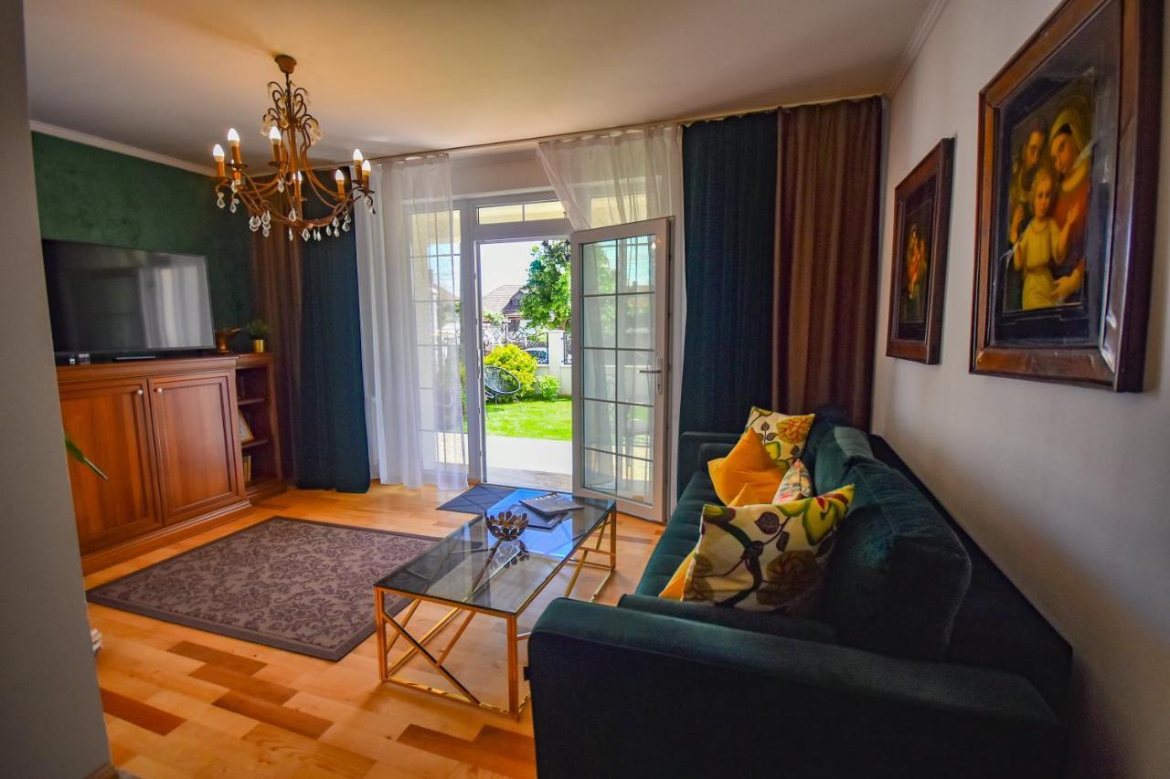 Sarada Boutique Luxury Apartment Deva Eksteriør billede