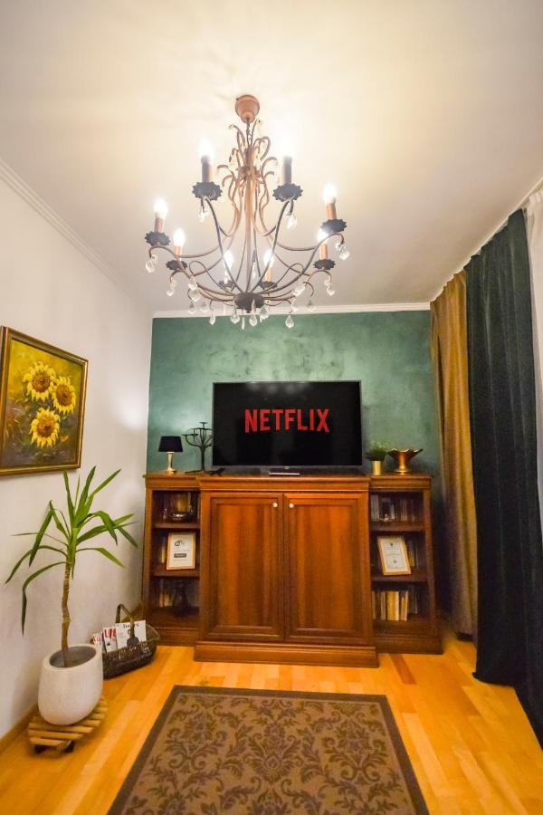 Sarada Boutique Luxury Apartment Deva Eksteriør billede