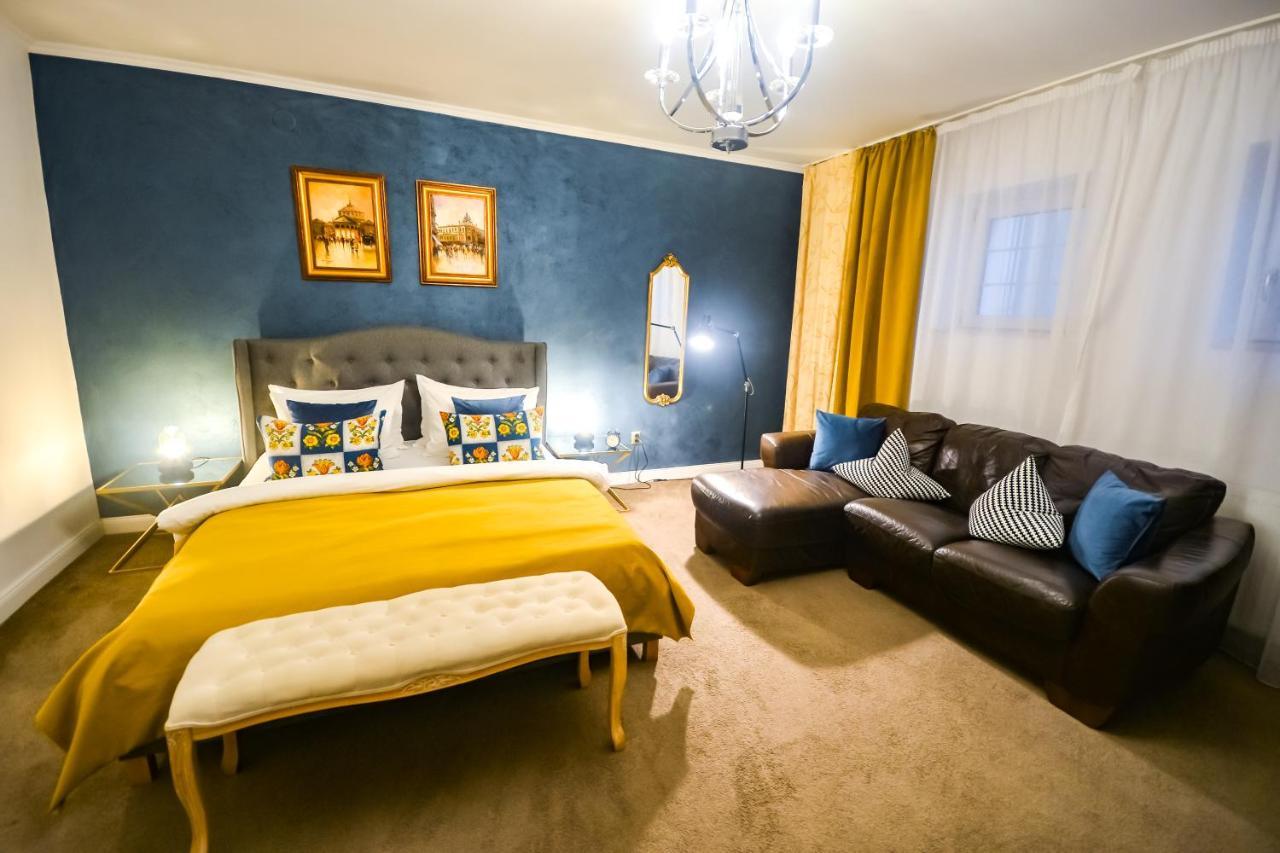 Sarada Boutique Luxury Apartment Deva Eksteriør billede