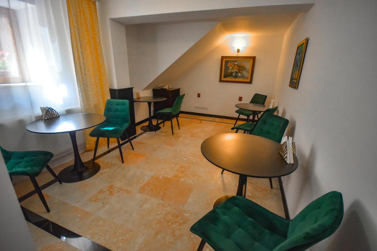 Sarada Boutique Luxury Apartment Deva Eksteriør billede